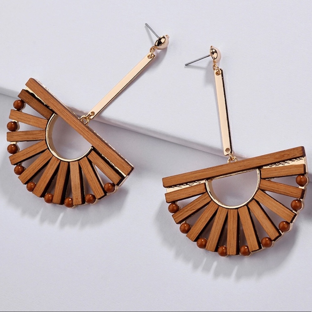 New!!! Design Big Fan Fringed Shape Wood Earrings